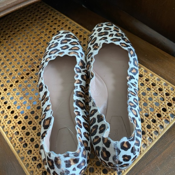 Chloe “Lauren” pony hair leopard print ballet flats barely worn - Picture 3 of 4